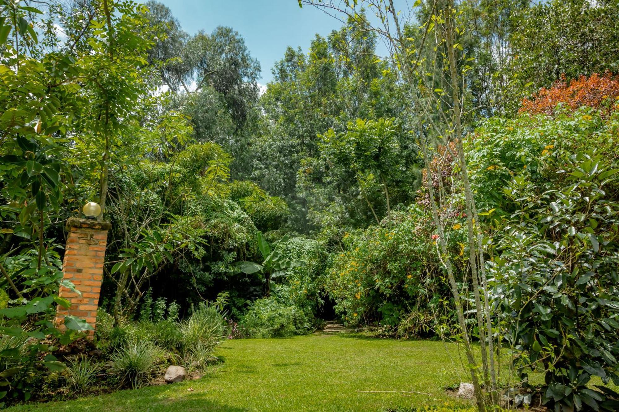 Fravan Eco Resort By Apogee Ruhengeri ภายนอก รูปภาพ