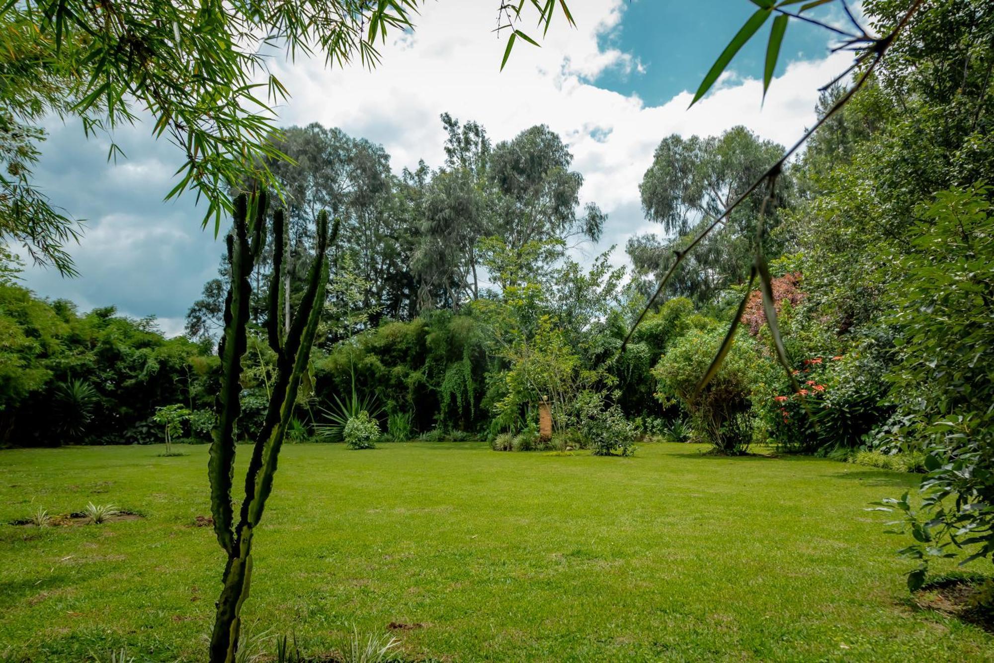 Fravan Eco Resort By Apogee Ruhengeri ภายนอก รูปภาพ